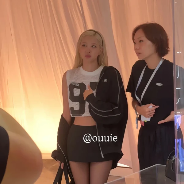오늘 가장 사랑받은 로제 (BLACKPINK)의 모습