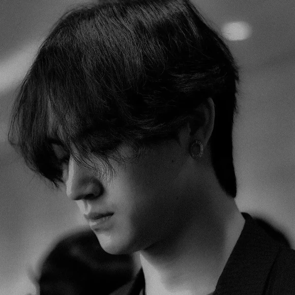 Popular profile image of JAY B (GOT7) selected by votes