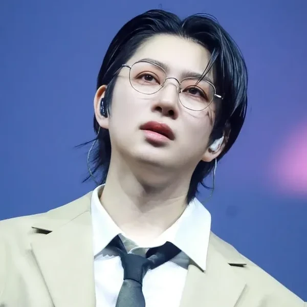 오늘 가장 사랑받은 희철 (슈퍼주니어)의 모습