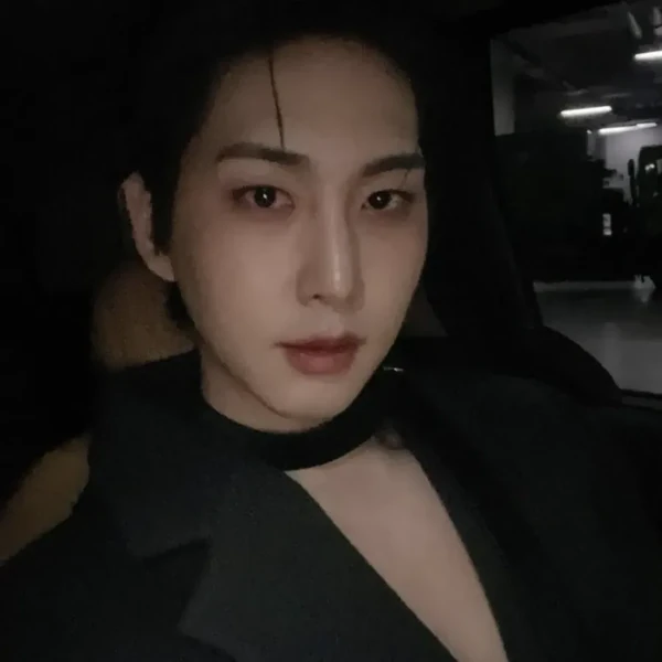 Today's Most Loved Shinwon (PENTAGON)