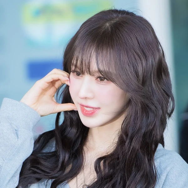 Top Photo Full of Wendy (Red Velvet) Love