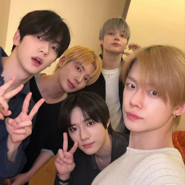 充满粉丝爱意的亨元 (MONSTA X)人气照片