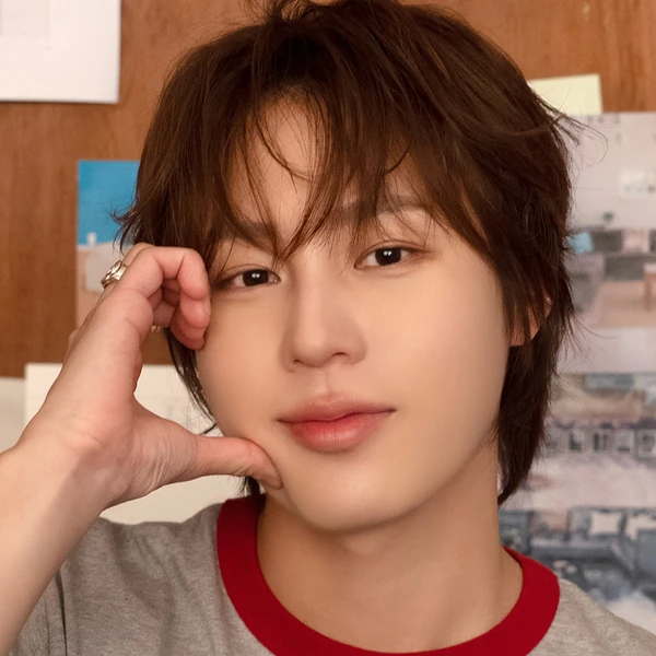 오늘 가장 사랑받은 하성운의 모습