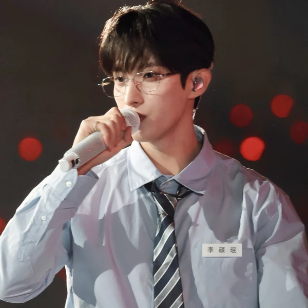 ドギョム (SEVENTEEN)への愛が詰まった人気写真