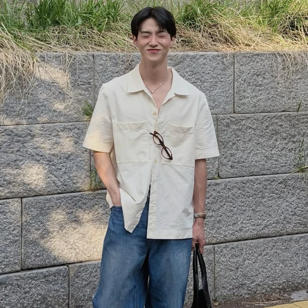 Today's Most Loved Yeoone (PENTAGON)