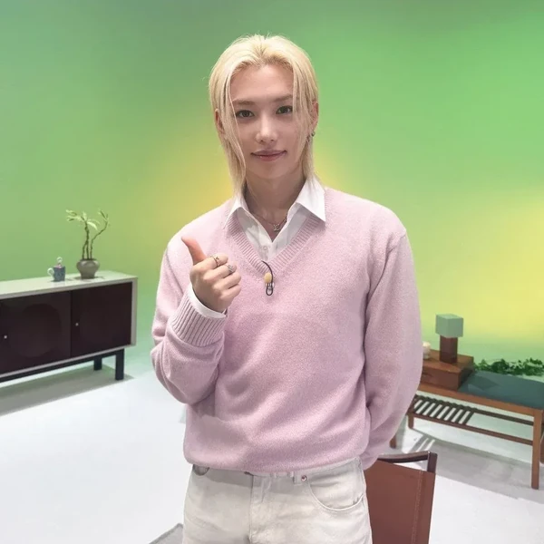 Foto Populer Penuh Cinta untuk Felix (Stray Kids)