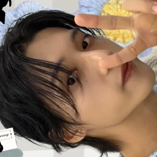 充满粉丝爱意的友榮 (ATEEZ)人气照片