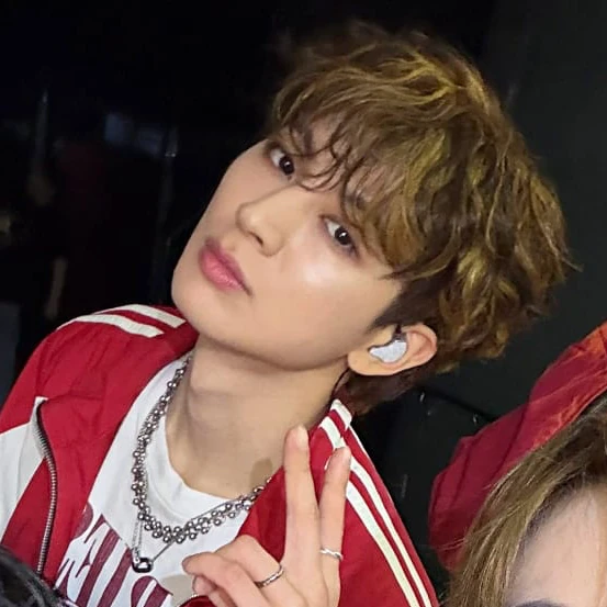 充滿粉絲愛意的宋允亨 (iKON)人氣照片