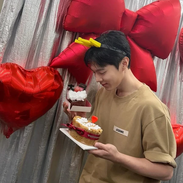 오늘 가장 사랑받은 김우석의 모습