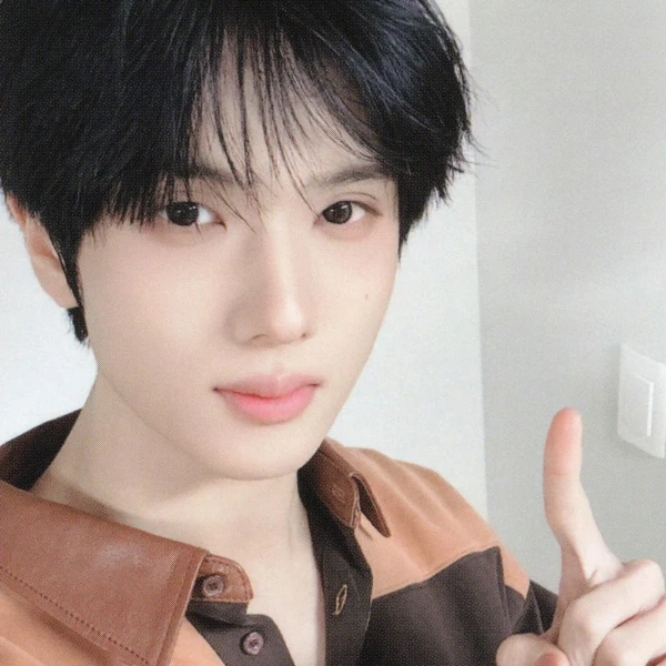 Today's Most Loved Jisung (NCT DREAM)