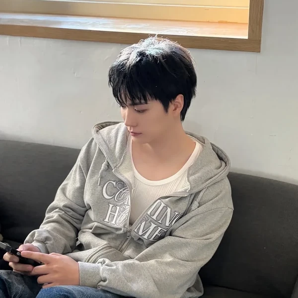 오늘 가장 사랑받은 김종현의 모습