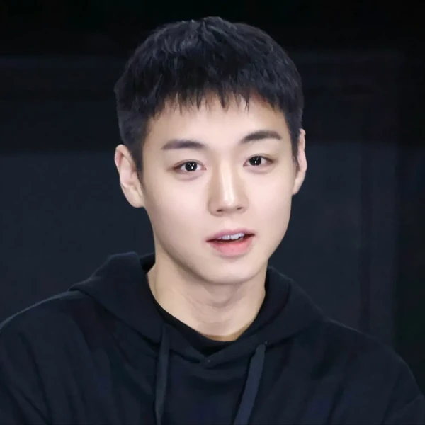 Popular profile picture of Park Jihoon loved by fans