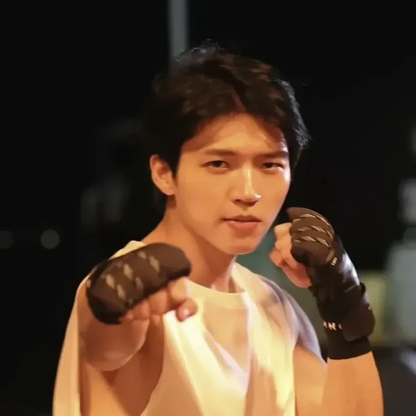 Foto Populer Penuh Cinta untuk Woohyun (INFINITE)