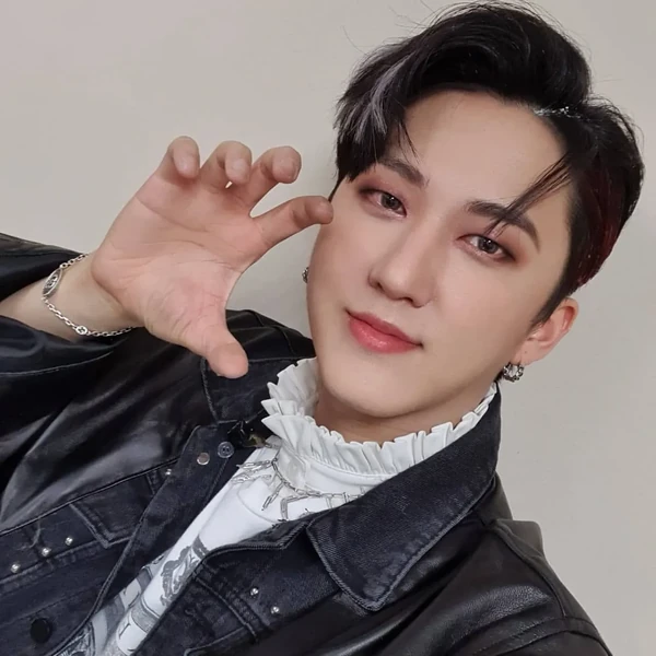Top Photo Full of Changbin (Stray Kids) Love