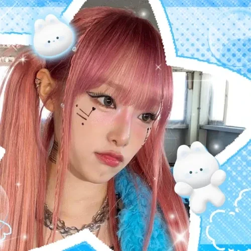 Today's Most Loved Choi Yena