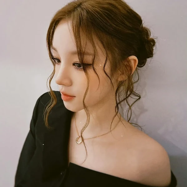 Momen Terbaik Yuqi (i-dle) Pilihan Penggemar