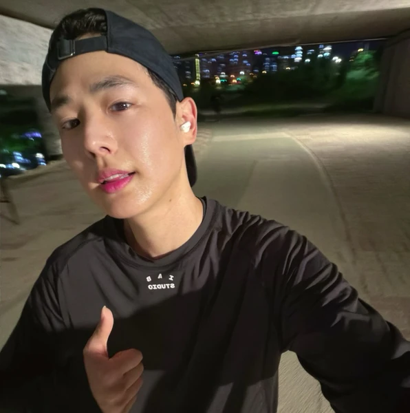 Penampilan Choi Byungchan yang Paling Dicintai Hari Ini