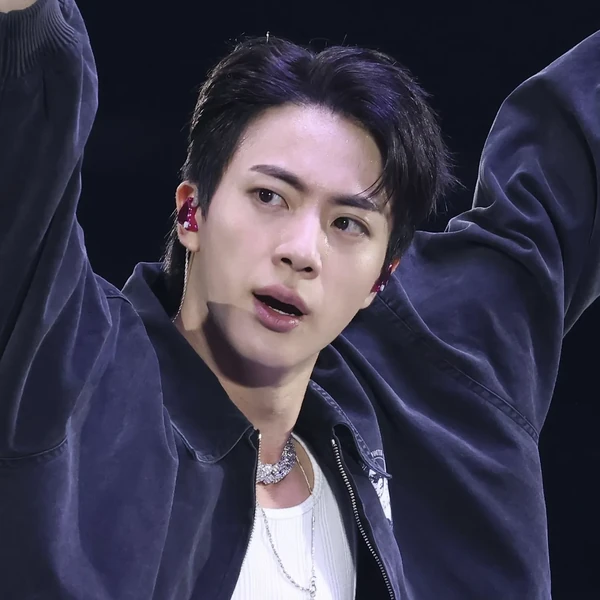 진 (방탄소년단) 팬심 가득한 인기 사진