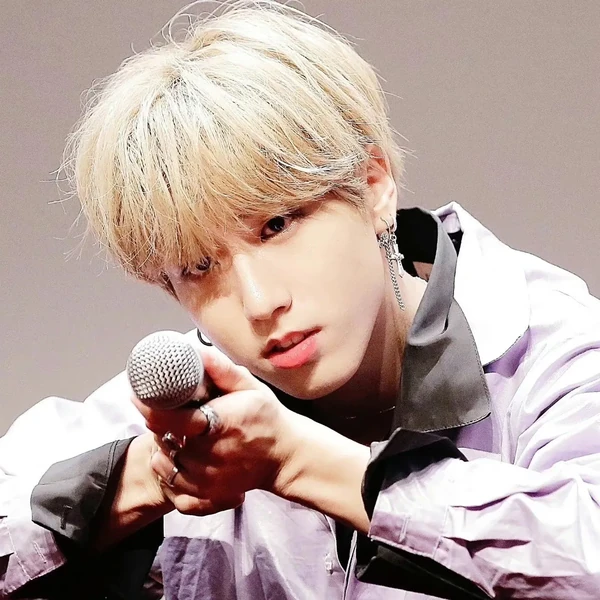 Popular profile image of 한 (Stray Kids) selected by votes