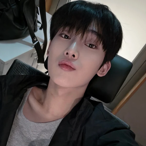 오늘 가장 사랑받은 선우 (ENHYPEN)의 모습