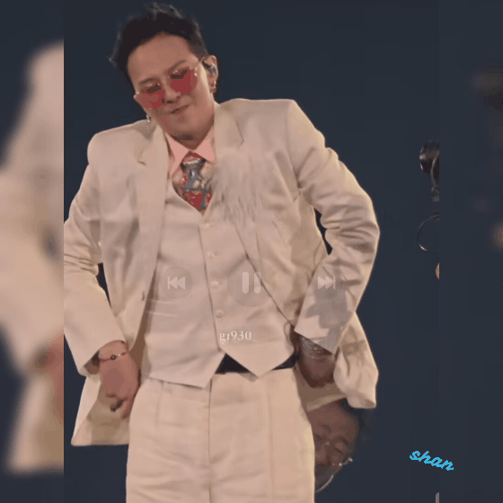 Best moment chosen by G-DRAGON (BIGBANG) fandom