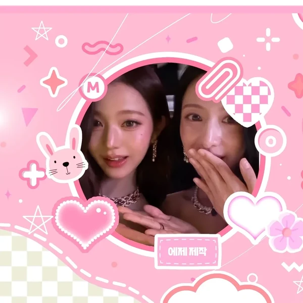 Signature photo of Jang Wonyoung (IVE) capturing their charm