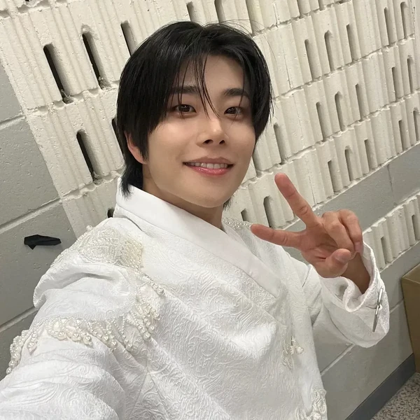 Today's Most Loved MJ (ASTRO)