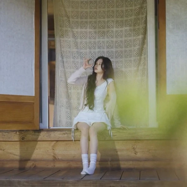 Popular profile picture of 김민주 loved by fans