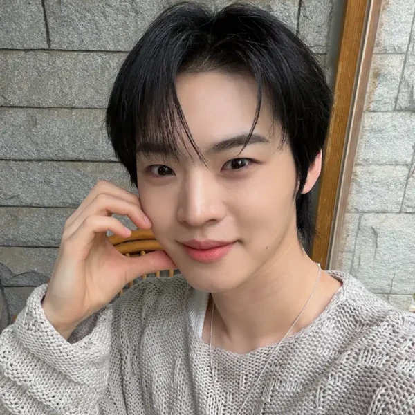 Fans' Pick: Best Moment of Hyojin (ONF)