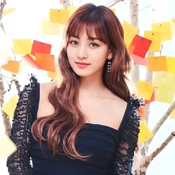 오늘 가장 사랑받은 지효 (TWICE)의 모습