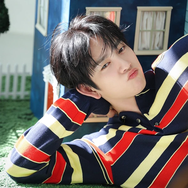 진영 (GOT7) 팬심 가득한 인기 사진