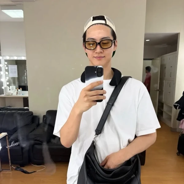 Shining profile picture of JAY B (GOT7) on today's Choeaedol