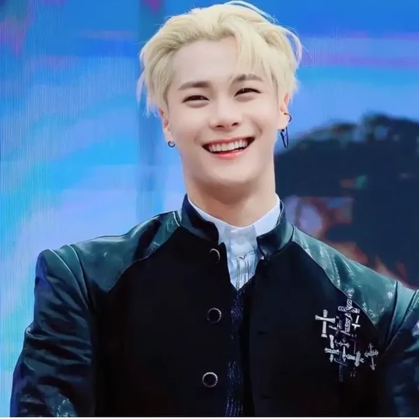 Top Photo Full of Moonbin (ASTRO) Love