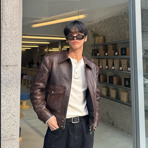 오늘 가장 사랑받은 홍석 (펜타곤)의 모습