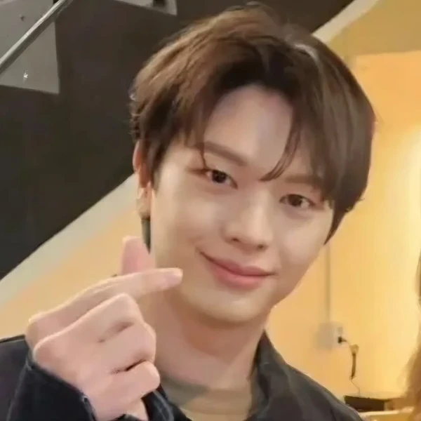 充滿粉絲愛意的陸星材 (BTOB)人氣照片