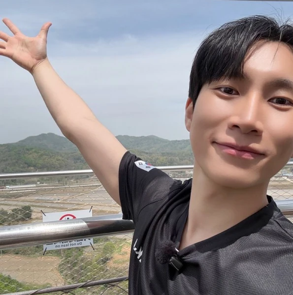 Top Photo Full of Seo Eunkwang (BTOB) Love