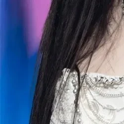 今日最受喜愛的宋河英 (fromis_9)