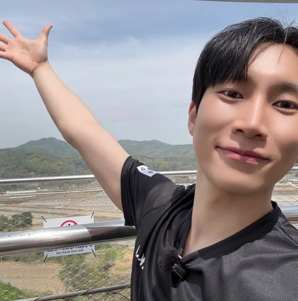 Fans' Pick: Best Moment of Seo Eunkwang (BTOB)