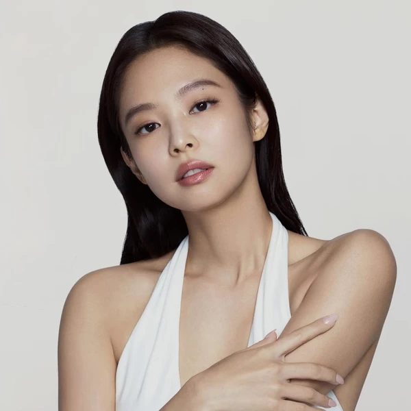 제니 (BLACKPINK) 팬심 가득한 인기 사진