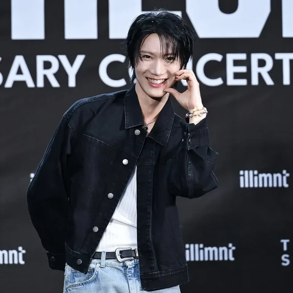 Shining profile picture of TEN (WayV) on today's Choeaedol
