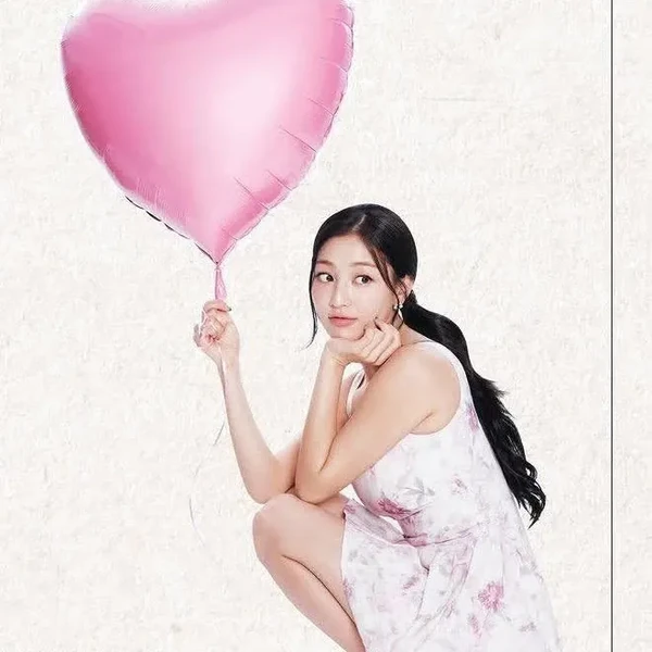 Top Photo Full of TWICE Love