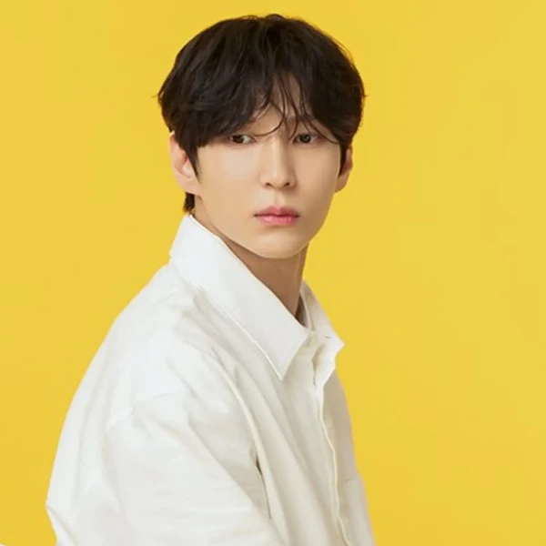 Momen Terbaik LEO (VIXX) Pilihan Penggemar