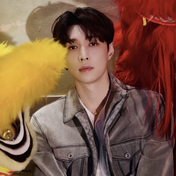 Top Photo Full of Lay (EXO) Love