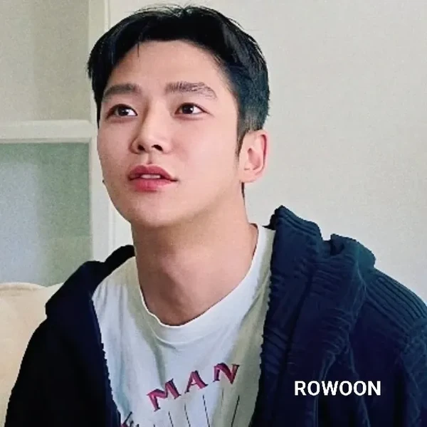 Penampilan Rowoon yang Paling Dicintai Hari Ini