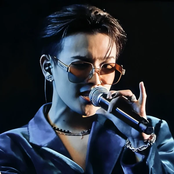 今天最受喜爱的弘中 (ATEEZ)