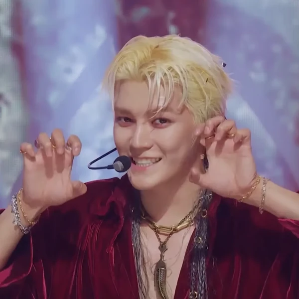 Foto Populer Penuh Cinta untuk NCT