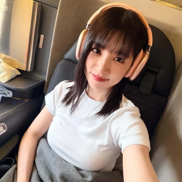 Today's Most Loved Park Chorong (Apink)