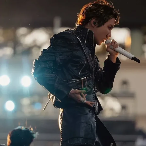 제이홉 (방탄소년단) 팬심 가득한 인기 사진