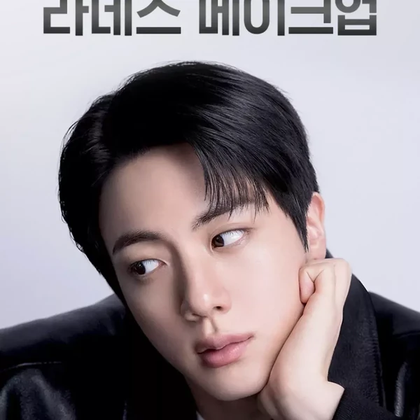 Penampilan Jin (BTS) yang Paling Dicintai Hari Ini