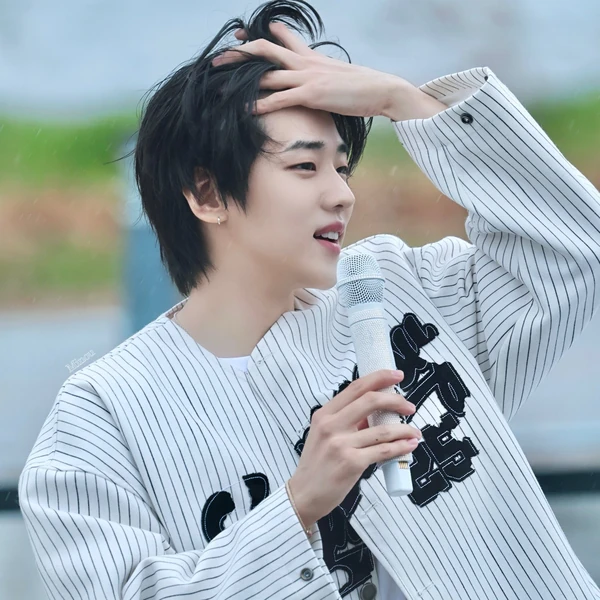 Today's Most Loved Jaechan (DKZ)